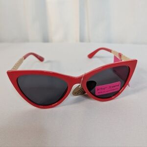 Betsey Johnson Spice Of Life Sunglasses Cat Eye Red Faux Pearl NWT
